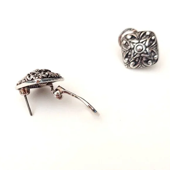 Premier Designs silver and black earrings - Picture 8 of 9